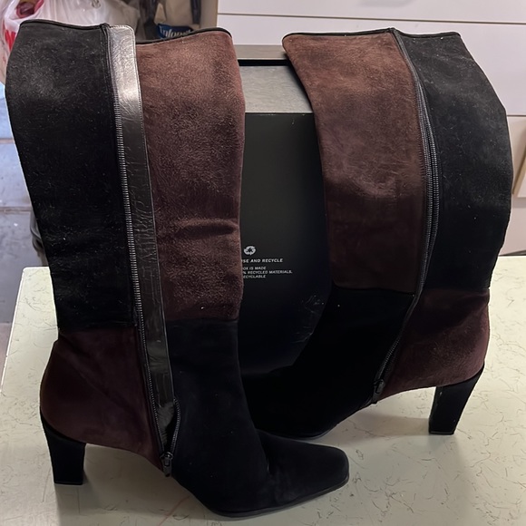 Swede Boots in black & brown gently worn - Picture 4 of 8